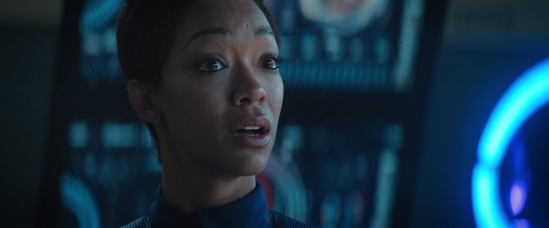 extant_StarTrekDiscovery_2x10-TheRedAngel_02816.jpg