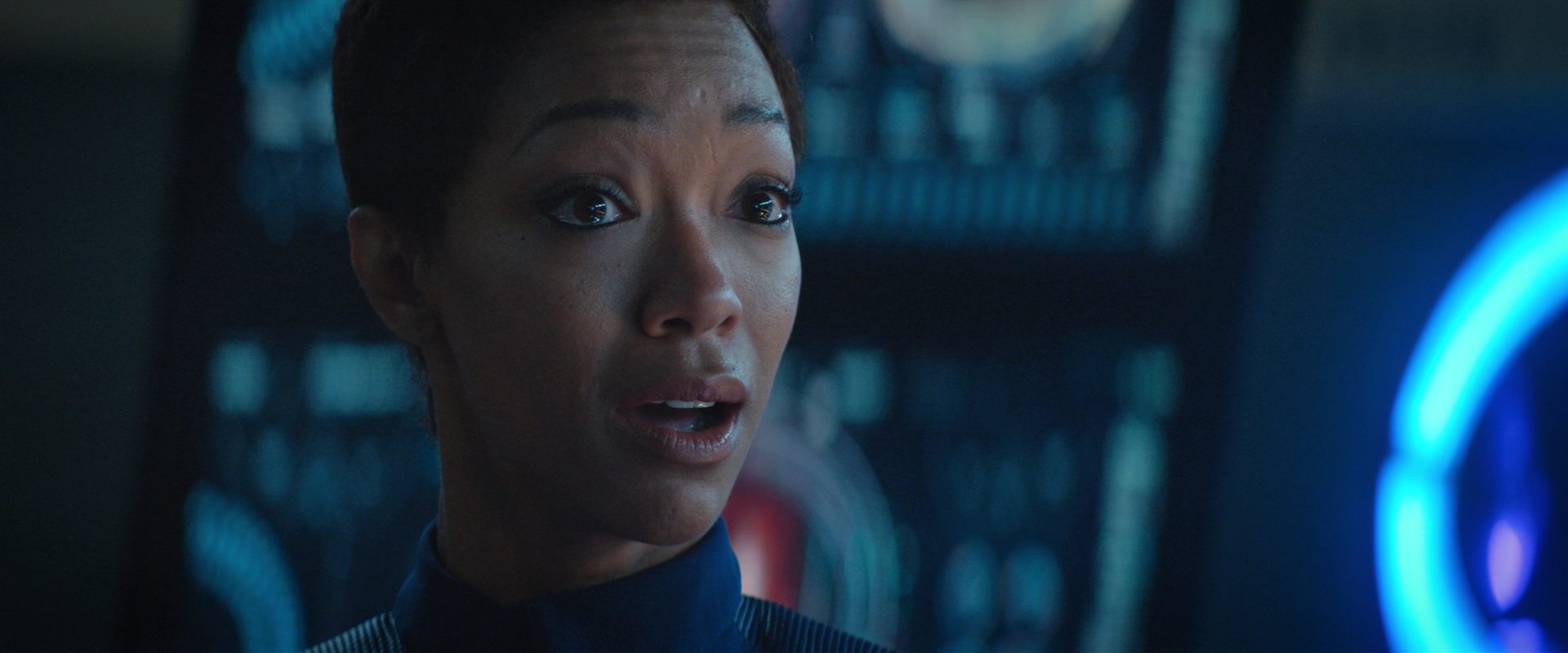 extant_StarTrekDiscovery_2x10-TheRedAngel_02821.jpg