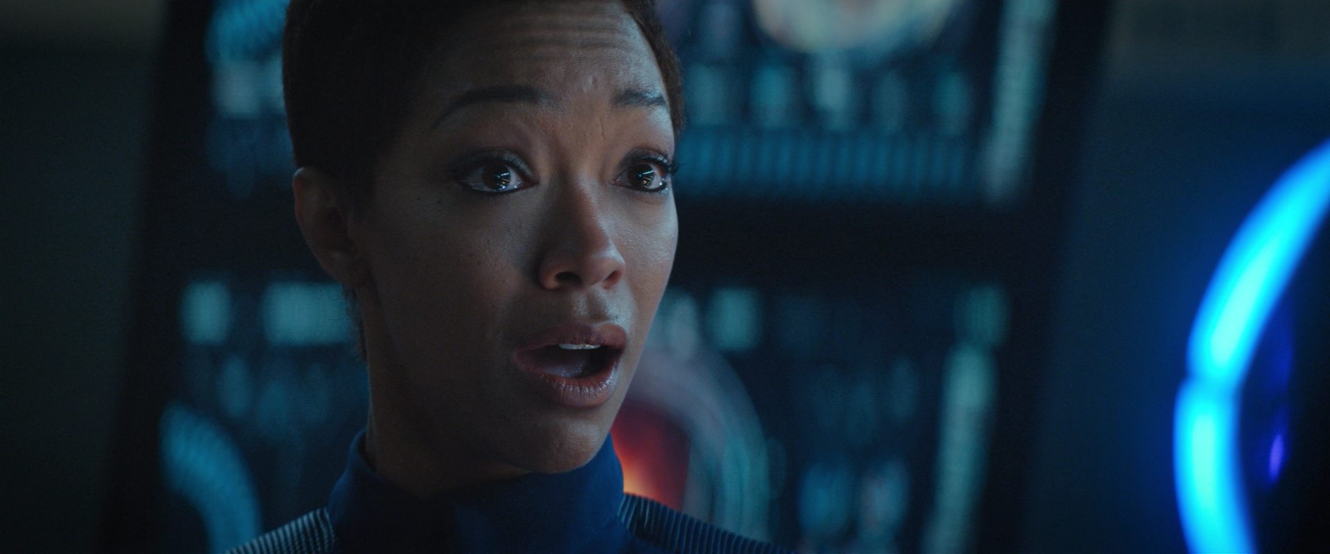 extant_StarTrekDiscovery_2x10-TheRedAngel_02823.jpg