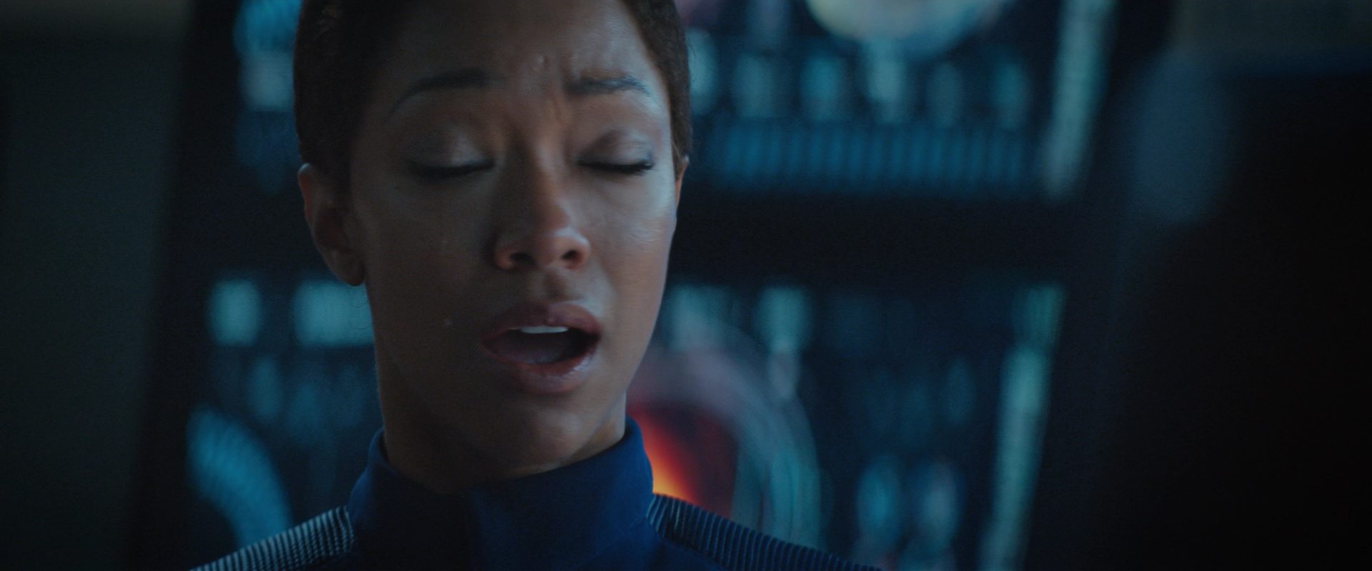 extant_StarTrekDiscovery_2x10-TheRedAngel_02826.jpg