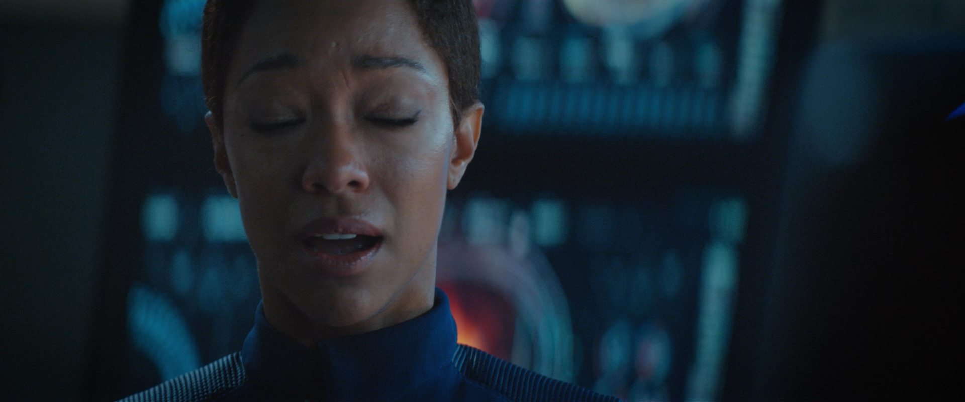extant_StarTrekDiscovery_2x10-TheRedAngel_02827.jpg