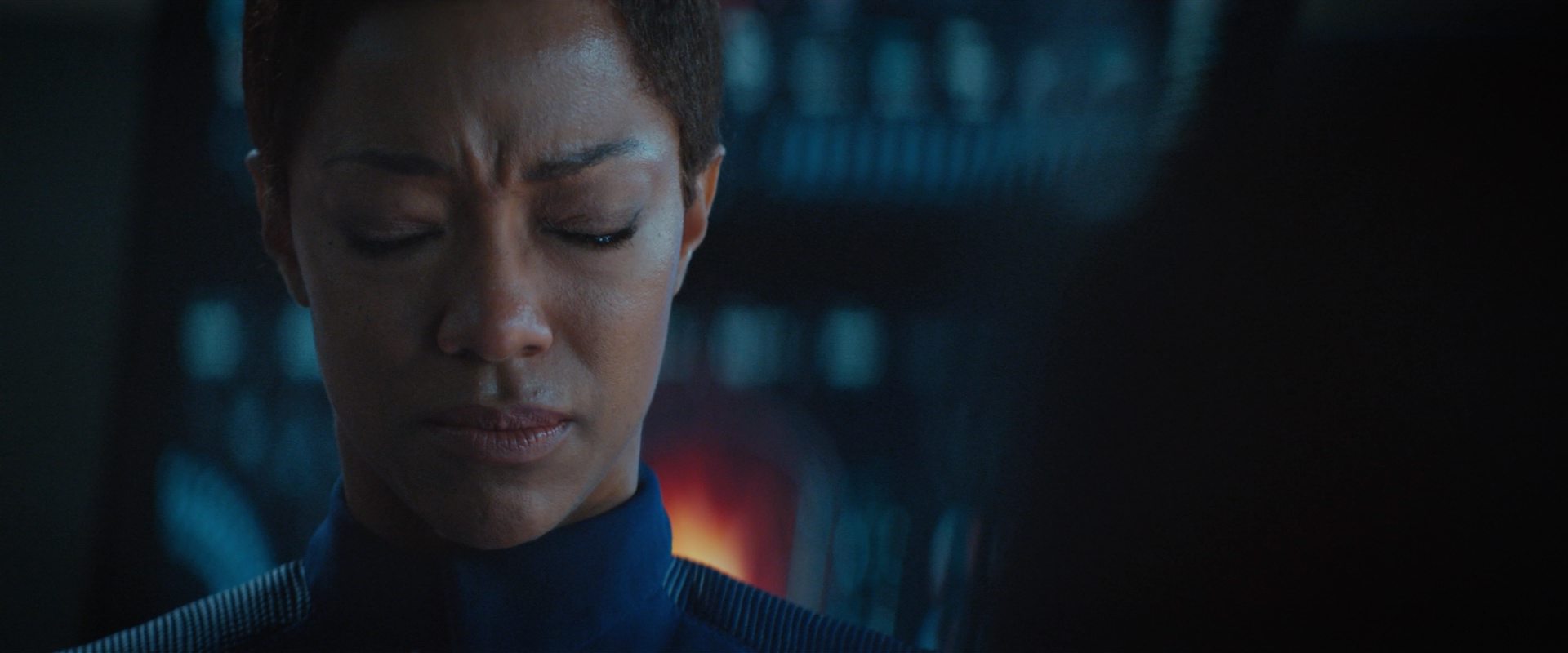 extant_StarTrekDiscovery_2x10-TheRedAngel_02831.jpg
