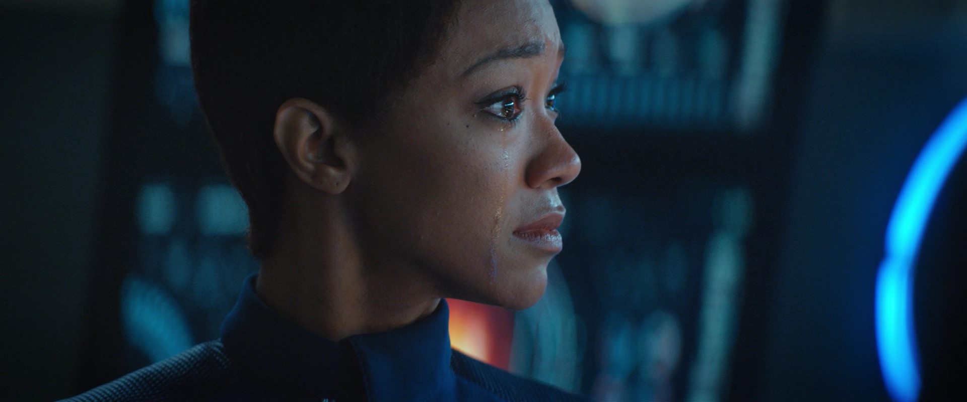 extant_StarTrekDiscovery_2x10-TheRedAngel_02836.jpg