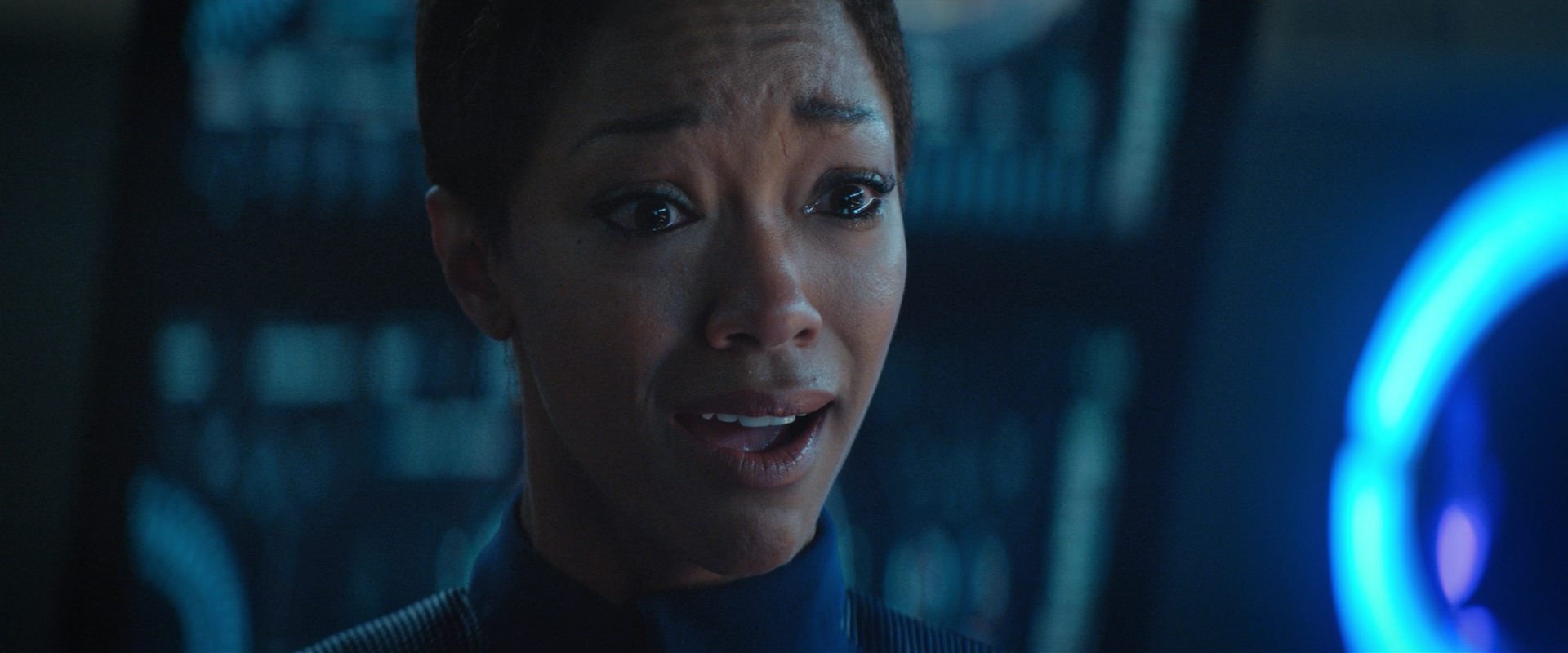 extant_StarTrekDiscovery_2x10-TheRedAngel_02851.jpg