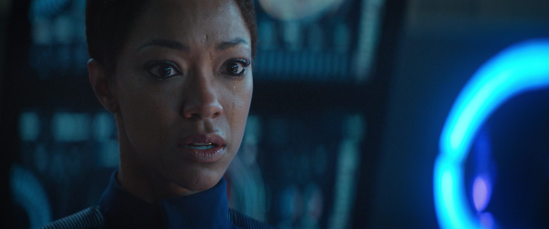 extant_StarTrekDiscovery_2x10-TheRedAngel_02862.jpg