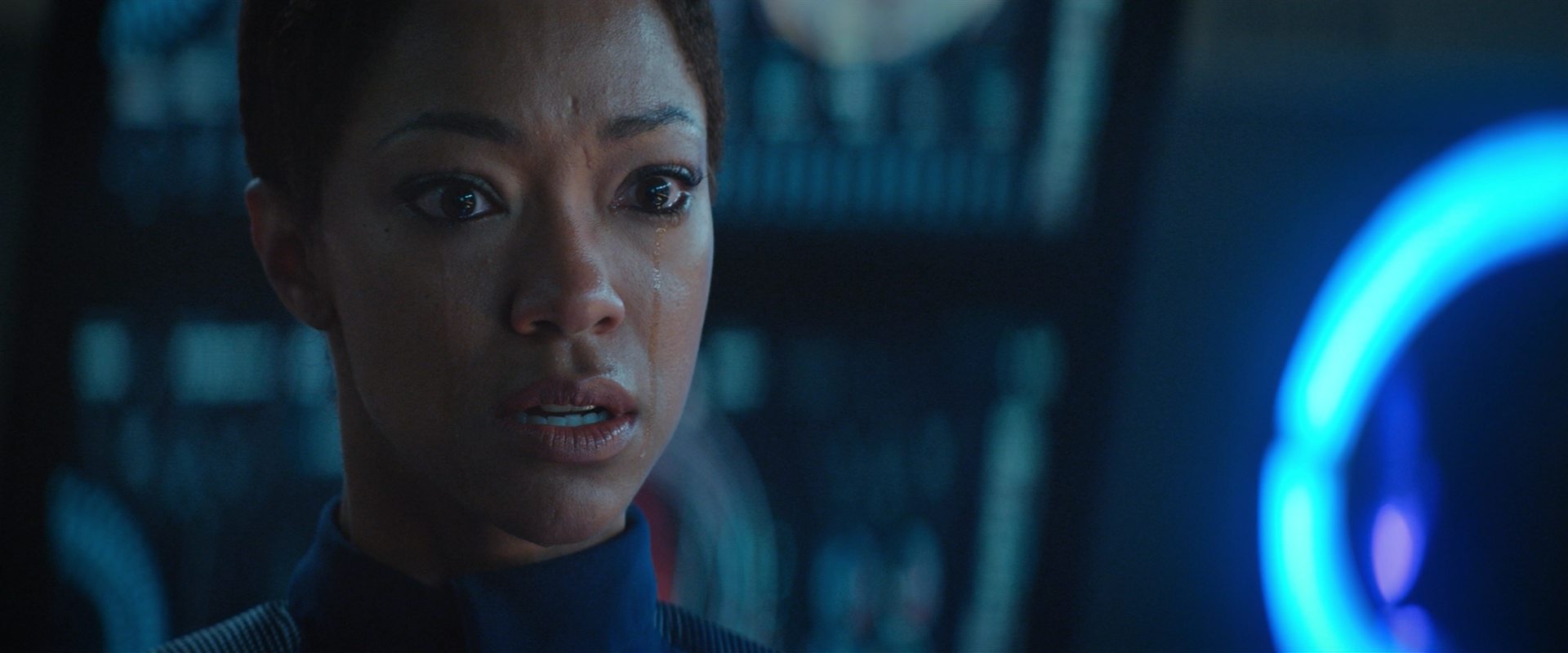 extant_StarTrekDiscovery_2x10-TheRedAngel_02863.jpg