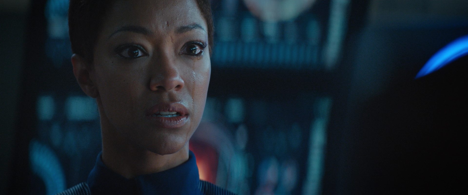 extant_StarTrekDiscovery_2x10-TheRedAngel_02867.jpg