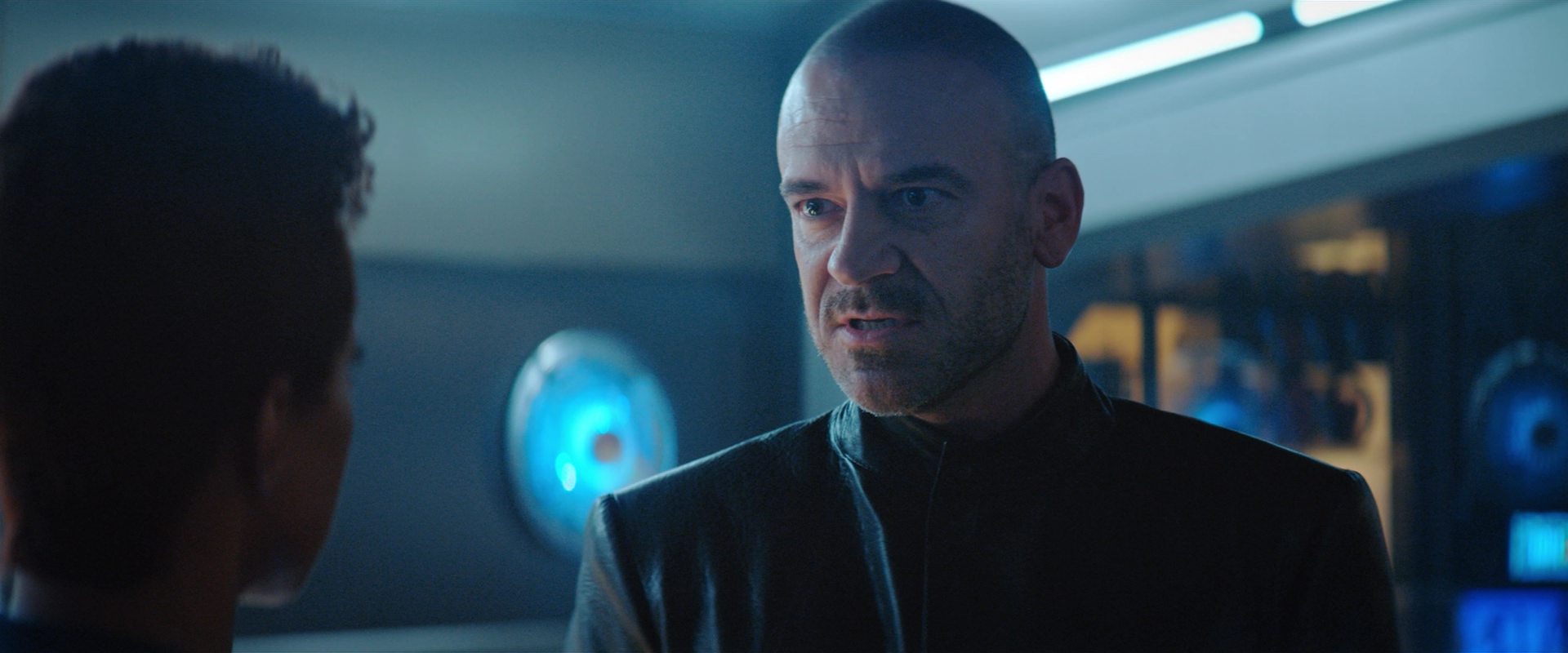 extant_StarTrekDiscovery_2x10-TheRedAngel_02913.jpg
