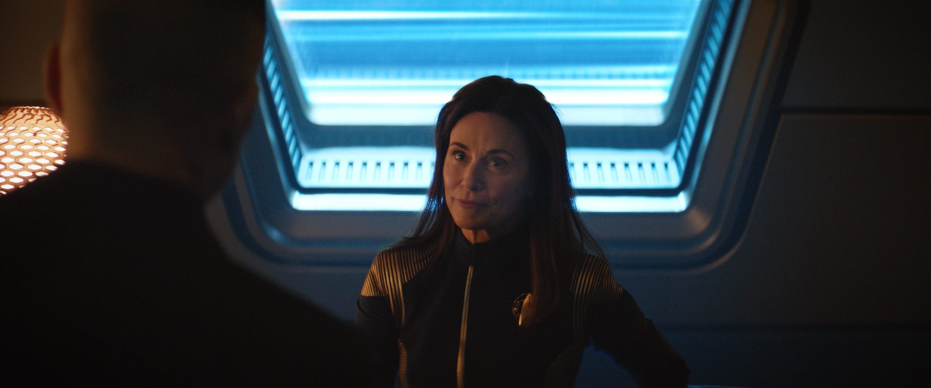 extant_StarTrekDiscovery_2x10-TheRedAngel_03123.jpg
