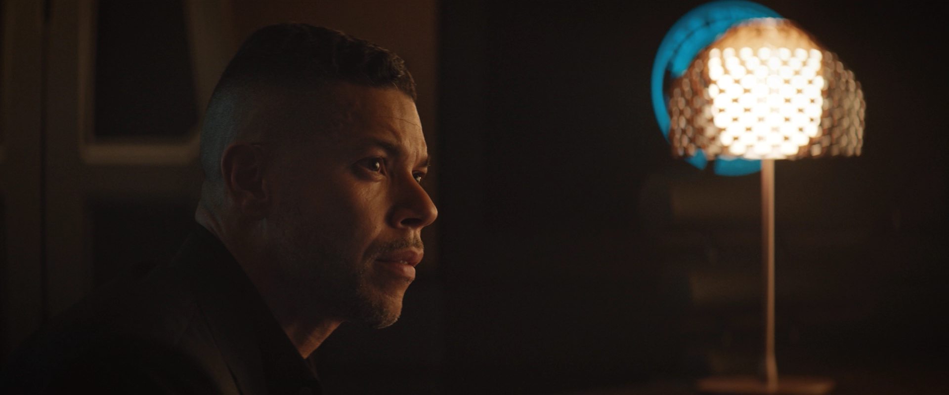 extant_StarTrekDiscovery_2x10-TheRedAngel_03155.jpg
