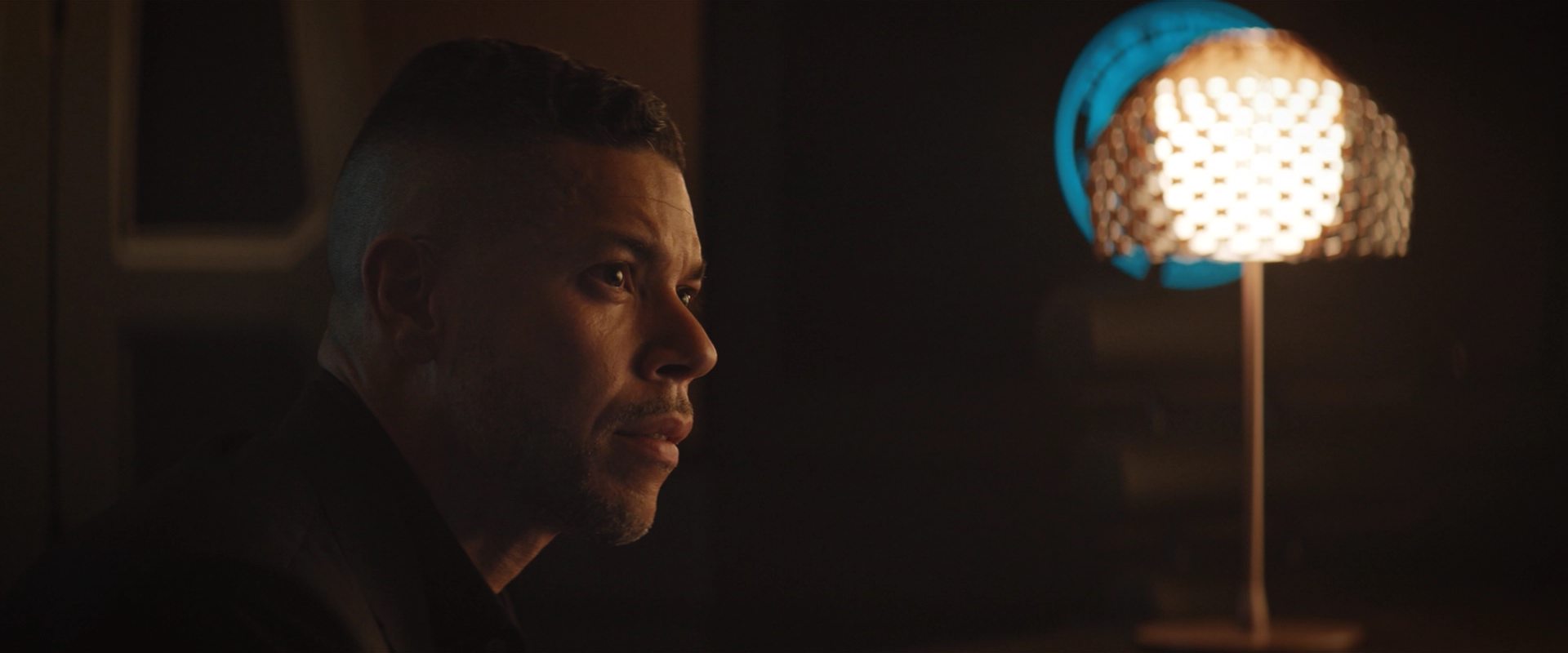extant_StarTrekDiscovery_2x10-TheRedAngel_03156.jpg