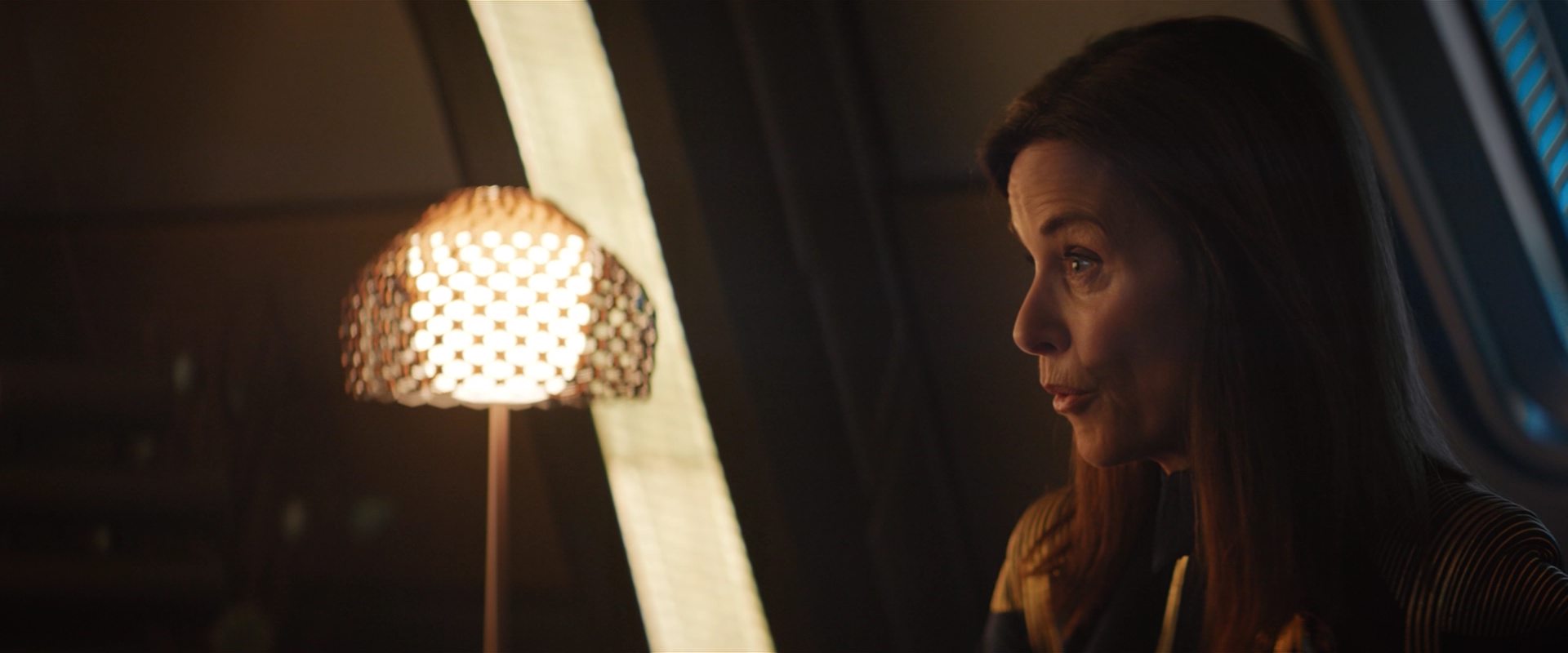 extant_StarTrekDiscovery_2x10-TheRedAngel_03159.jpg
