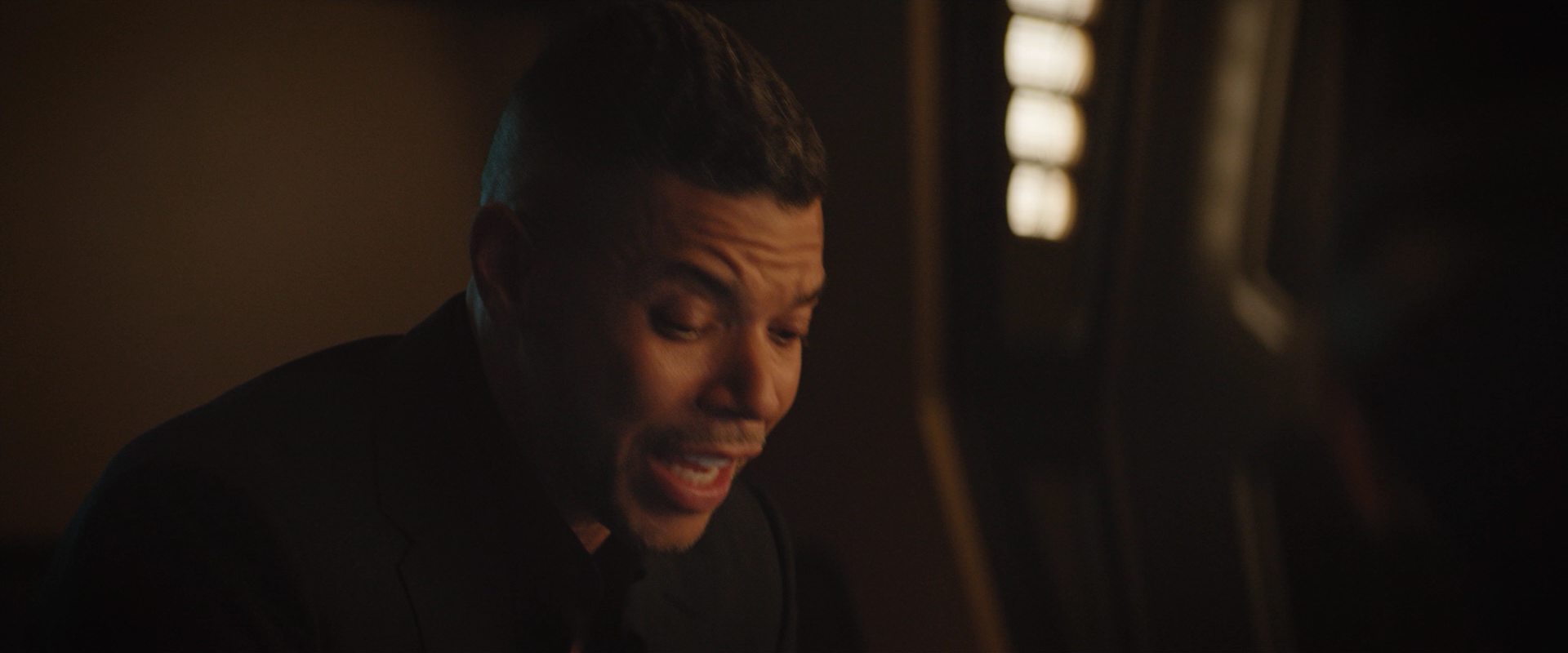 extant_StarTrekDiscovery_2x10-TheRedAngel_03177.jpg