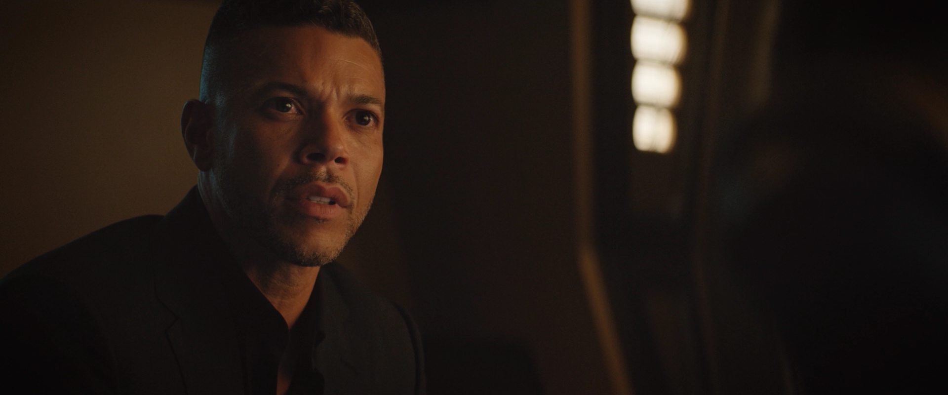 extant_StarTrekDiscovery_2x10-TheRedAngel_03218.jpg