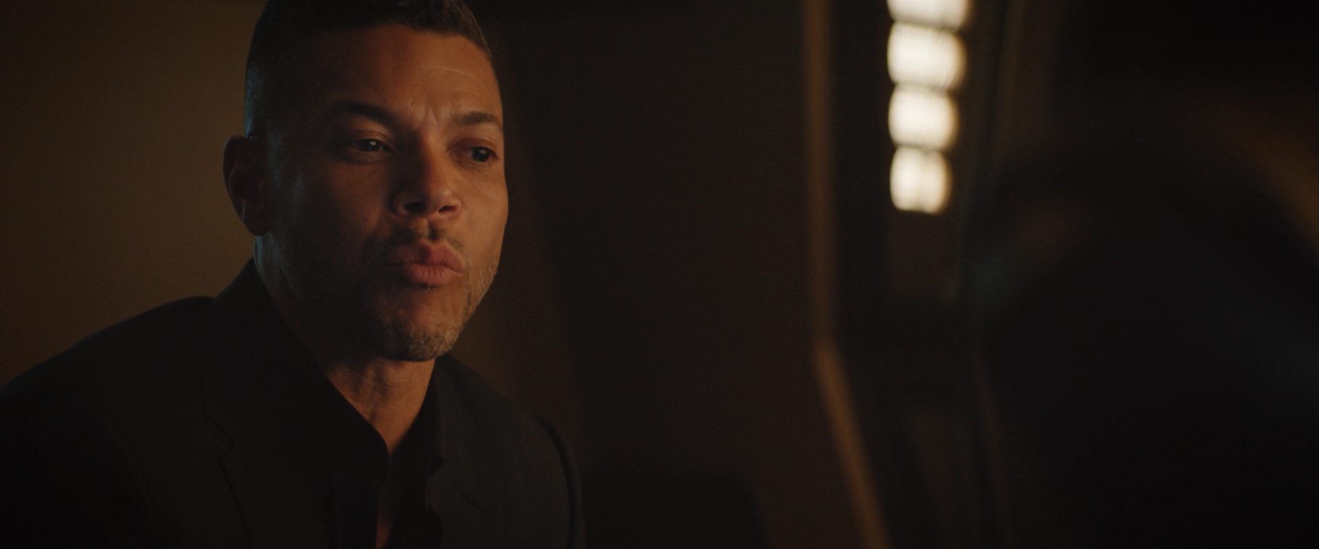 extant_StarTrekDiscovery_2x10-TheRedAngel_03221.jpg