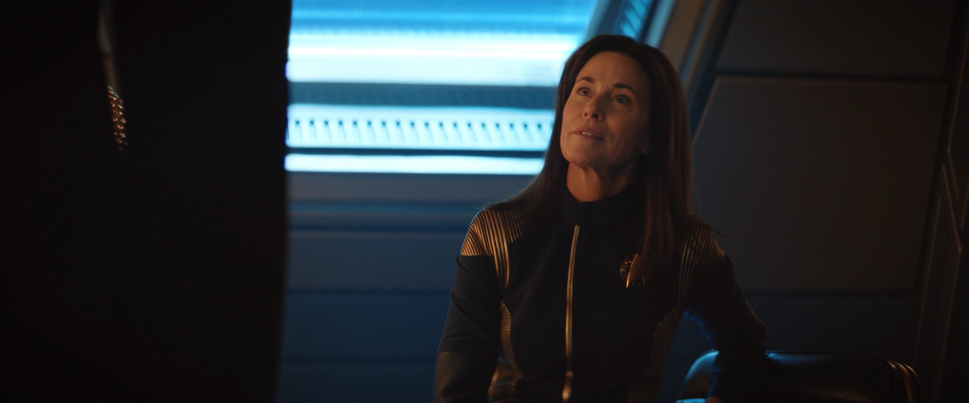 extant_StarTrekDiscovery_2x10-TheRedAngel_03267.jpg