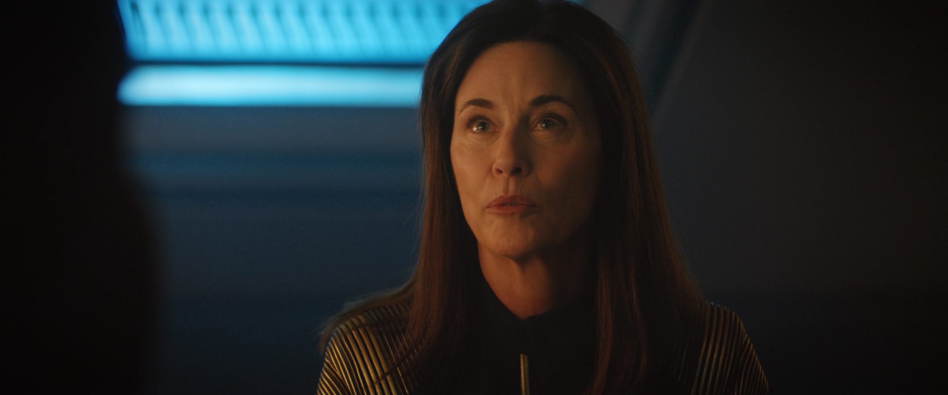 extant_StarTrekDiscovery_2x10-TheRedAngel_03283.jpg