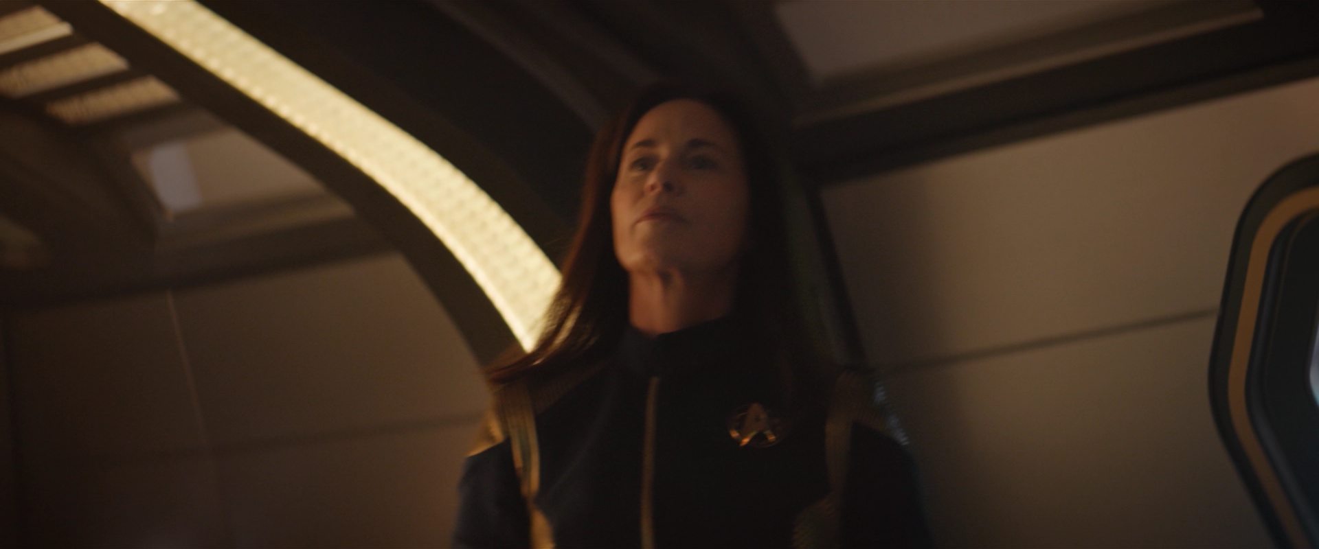 extant_StarTrekDiscovery_2x10-TheRedAngel_03307.jpg