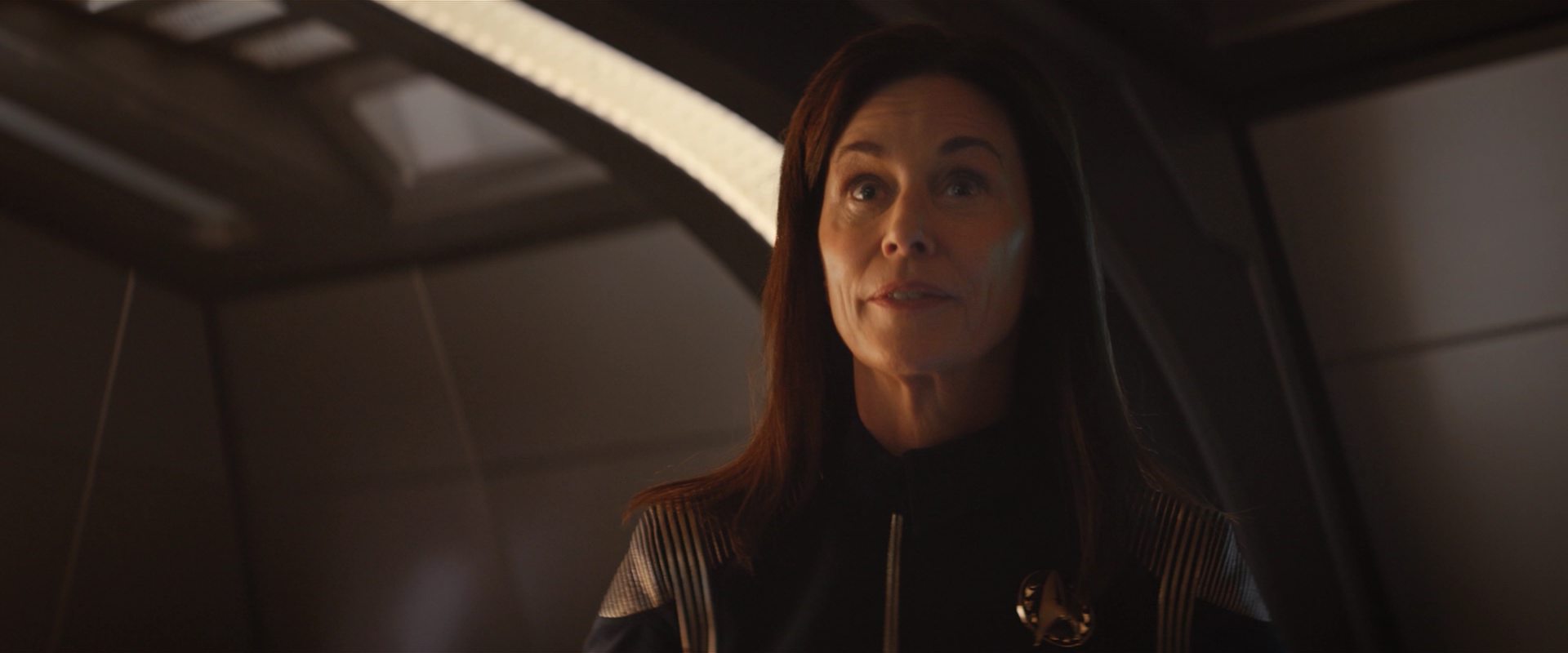 extant_StarTrekDiscovery_2x10-TheRedAngel_03317.jpg