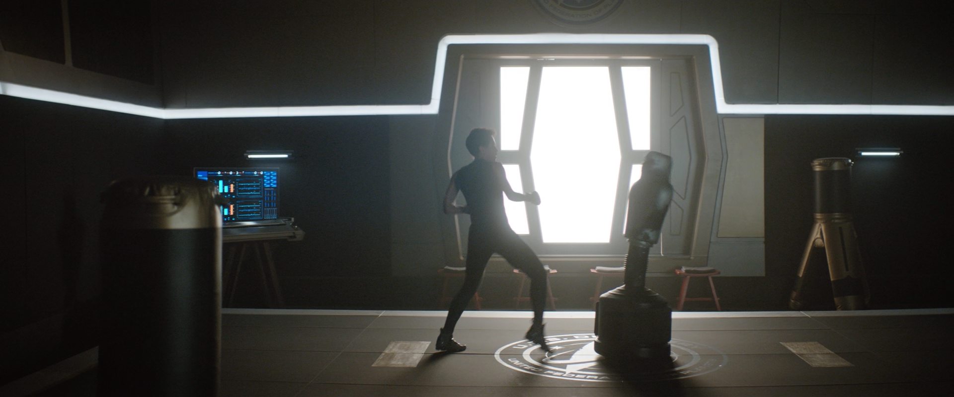 extant_StarTrekDiscovery_2x10-TheRedAngel_03346.jpg