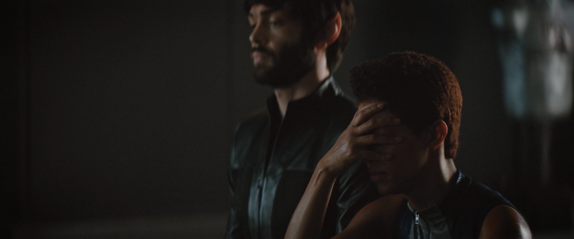extant_StarTrekDiscovery_2x10-TheRedAngel_03467.jpg
