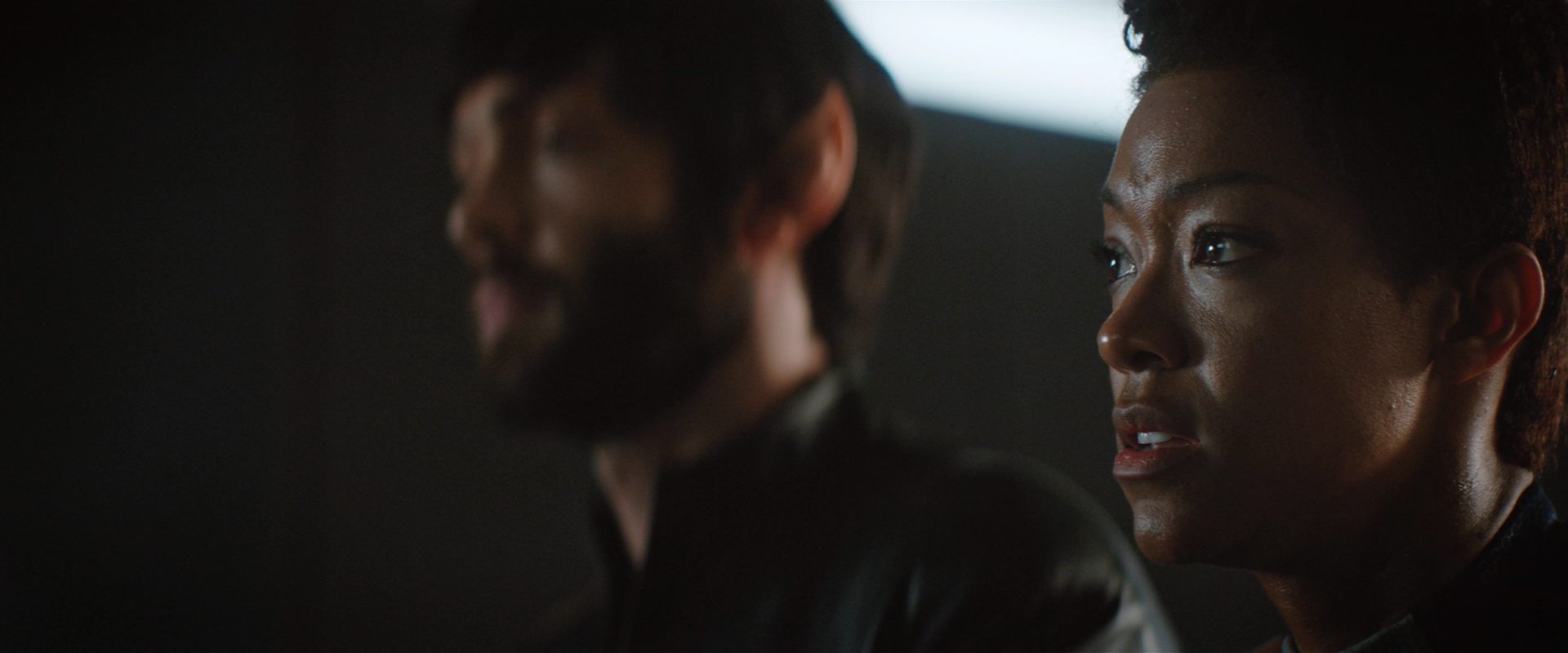 extant_StarTrekDiscovery_2x10-TheRedAngel_03523.jpg