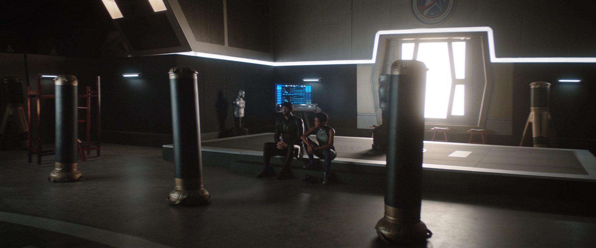 extant_StarTrekDiscovery_2x10-TheRedAngel_03525.jpg