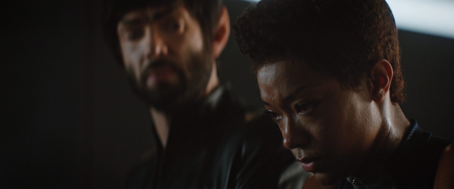 extant_StarTrekDiscovery_2x10-TheRedAngel_03561.jpg