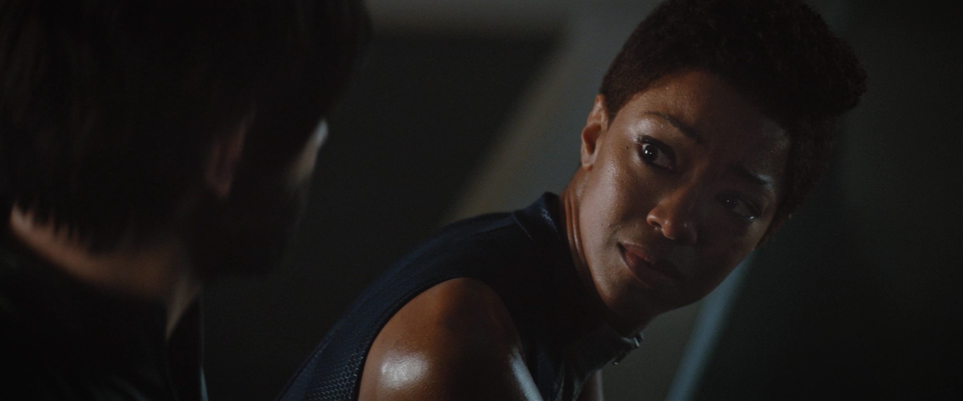 extant_StarTrekDiscovery_2x10-TheRedAngel_03604.jpg