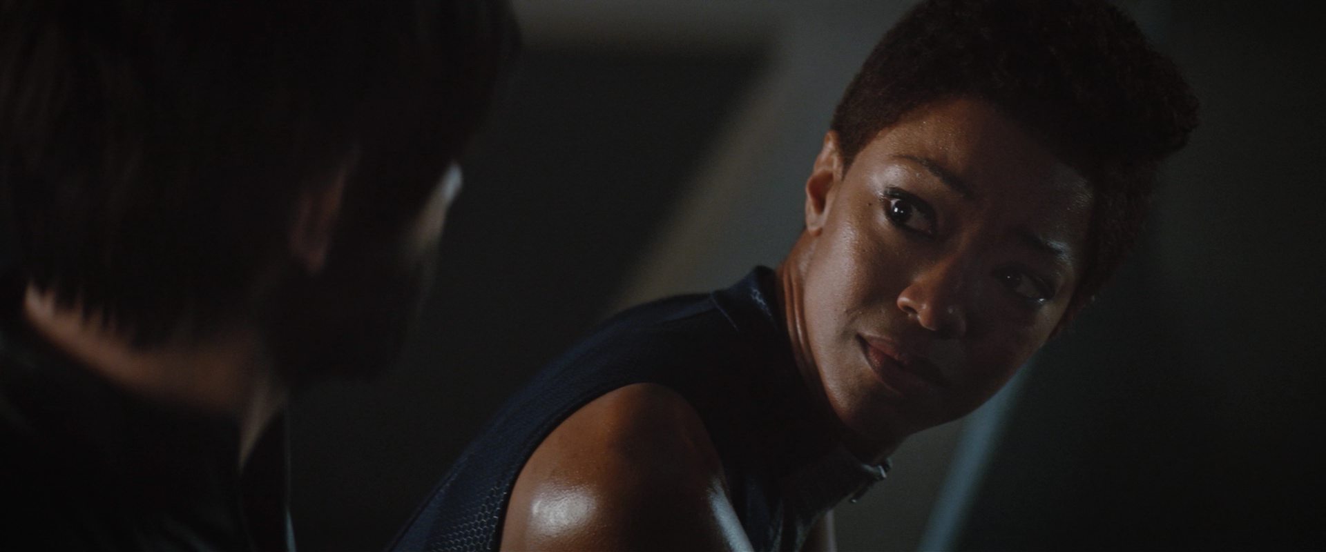 extant_StarTrekDiscovery_2x10-TheRedAngel_03605.jpg