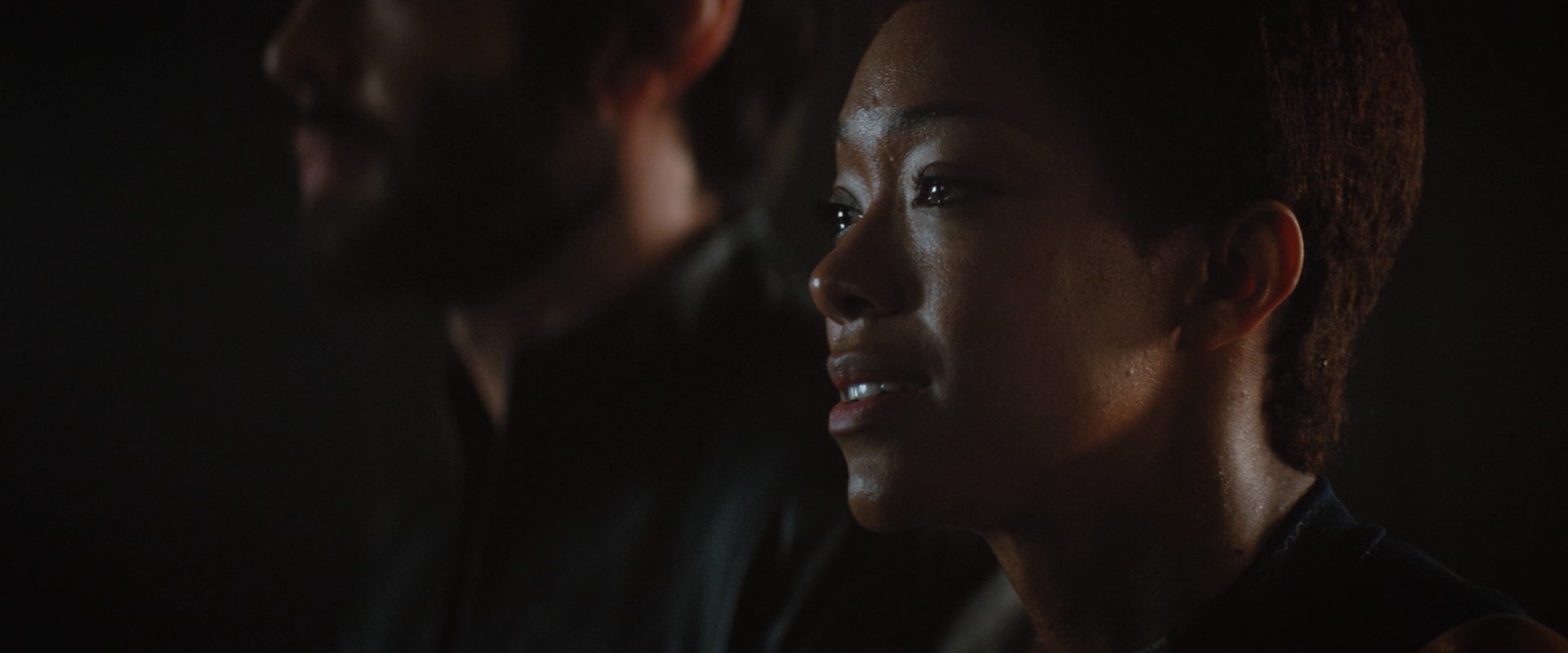 extant_StarTrekDiscovery_2x10-TheRedAngel_03624.jpg