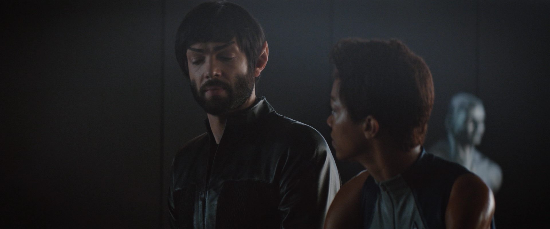 extant_StarTrekDiscovery_2x10-TheRedAngel_03649.jpg
