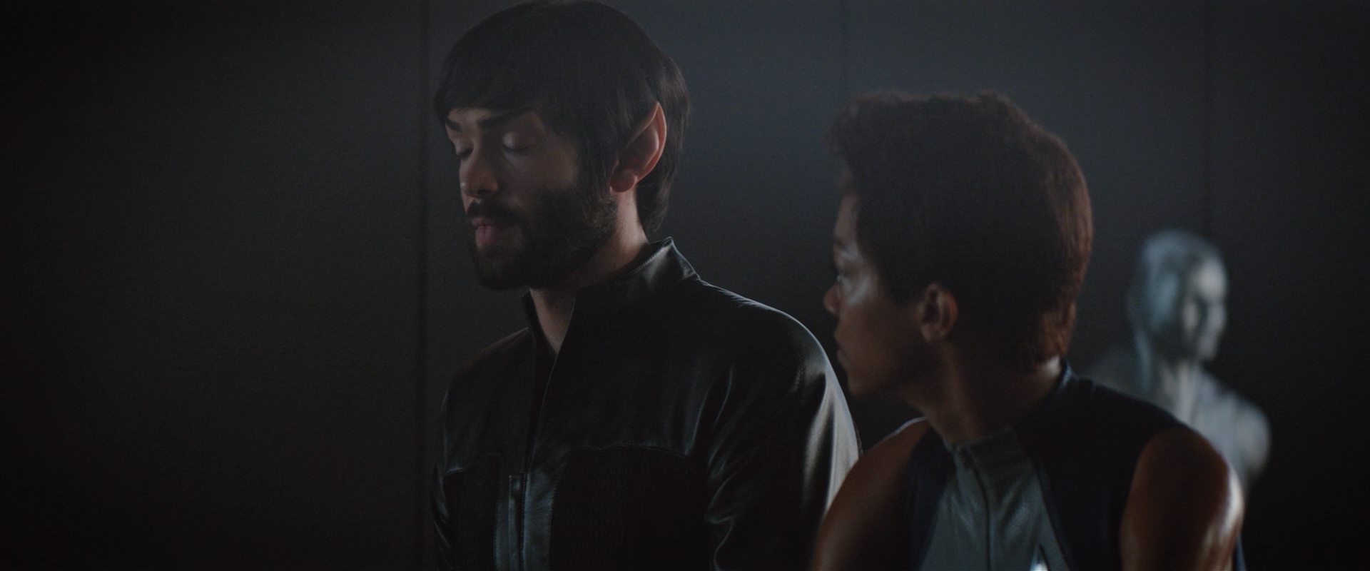 extant_StarTrekDiscovery_2x10-TheRedAngel_03651.jpg