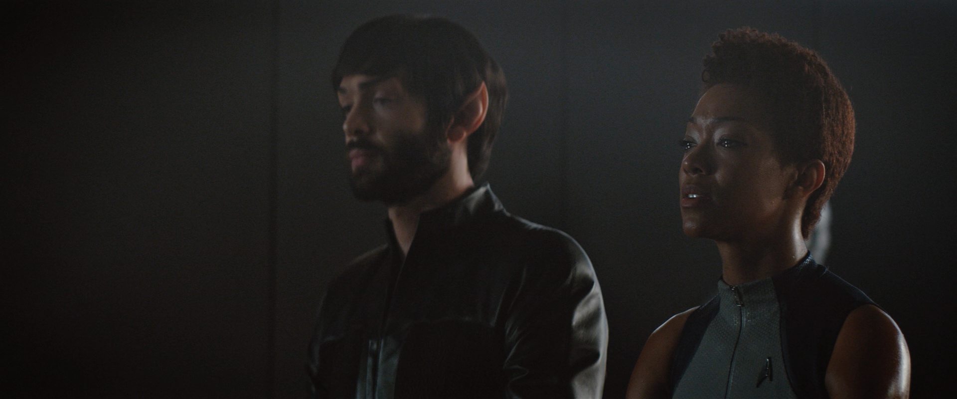 extant_StarTrekDiscovery_2x10-TheRedAngel_03676.jpg