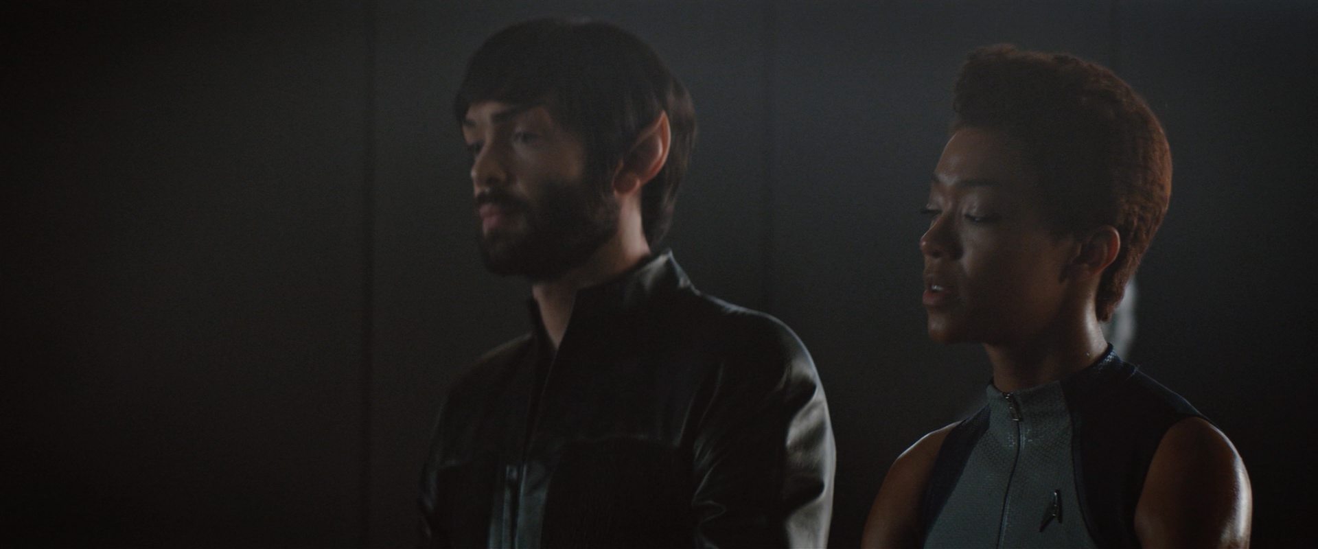 extant_StarTrekDiscovery_2x10-TheRedAngel_03677.jpg