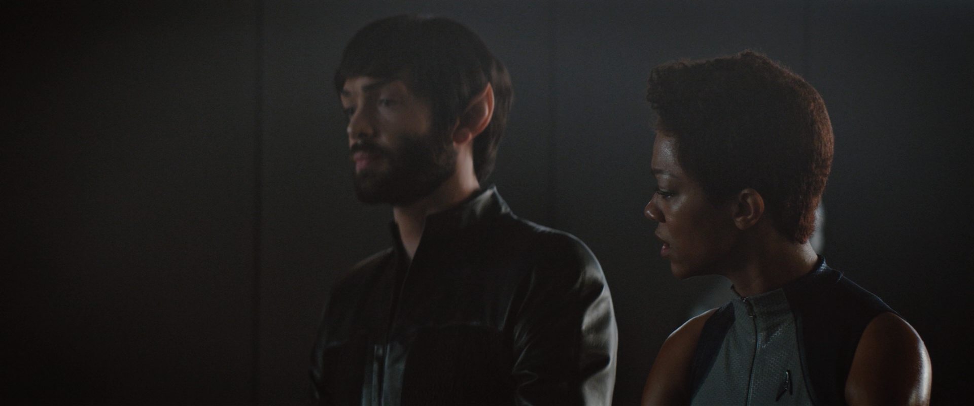 extant_StarTrekDiscovery_2x10-TheRedAngel_03681.jpg