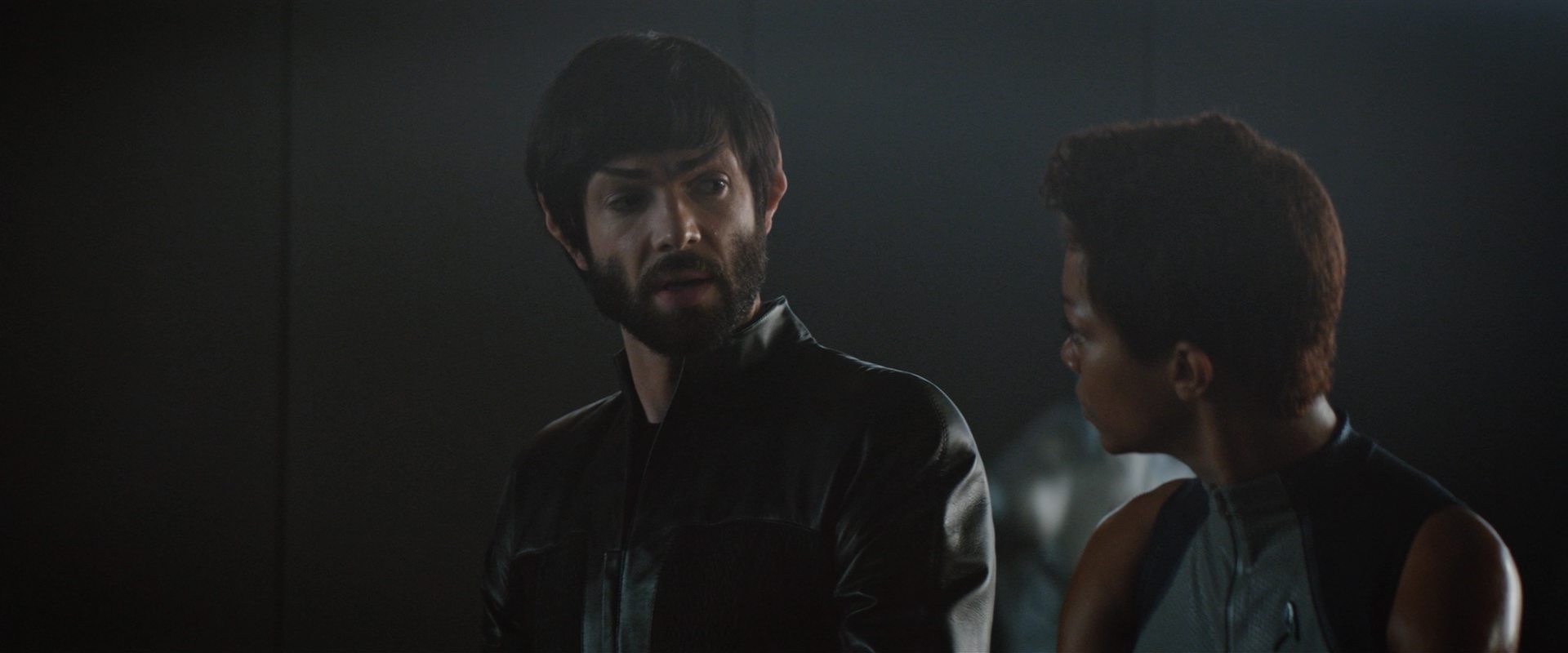 extant_StarTrekDiscovery_2x10-TheRedAngel_03697.jpg