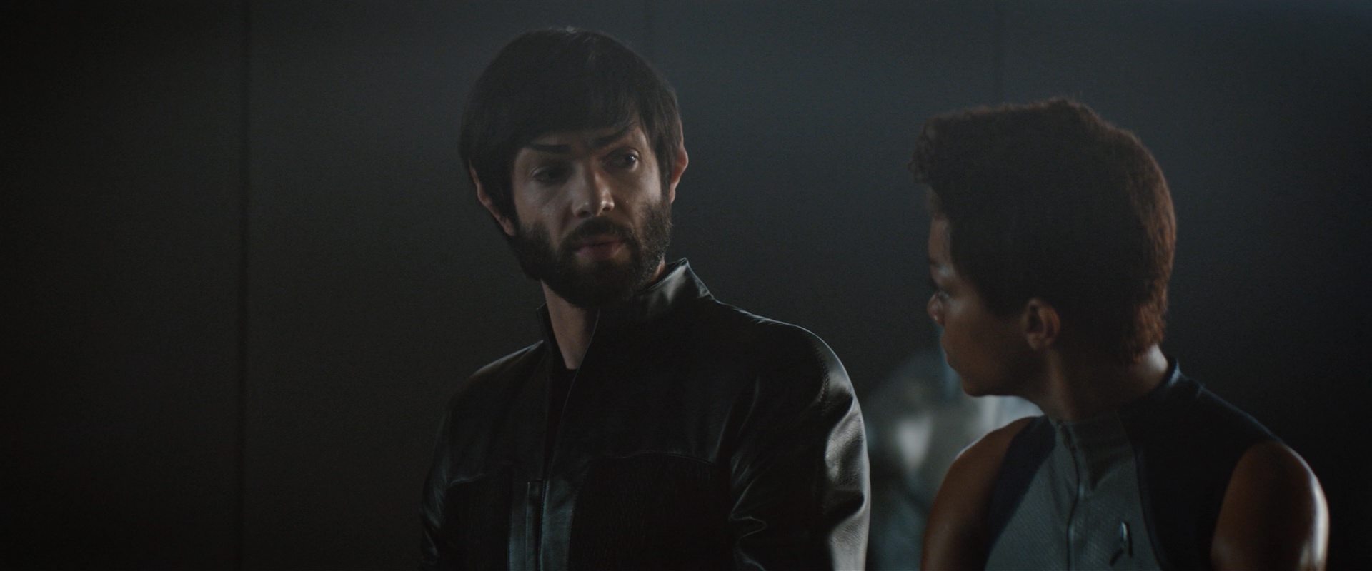 extant_StarTrekDiscovery_2x10-TheRedAngel_03698.jpg