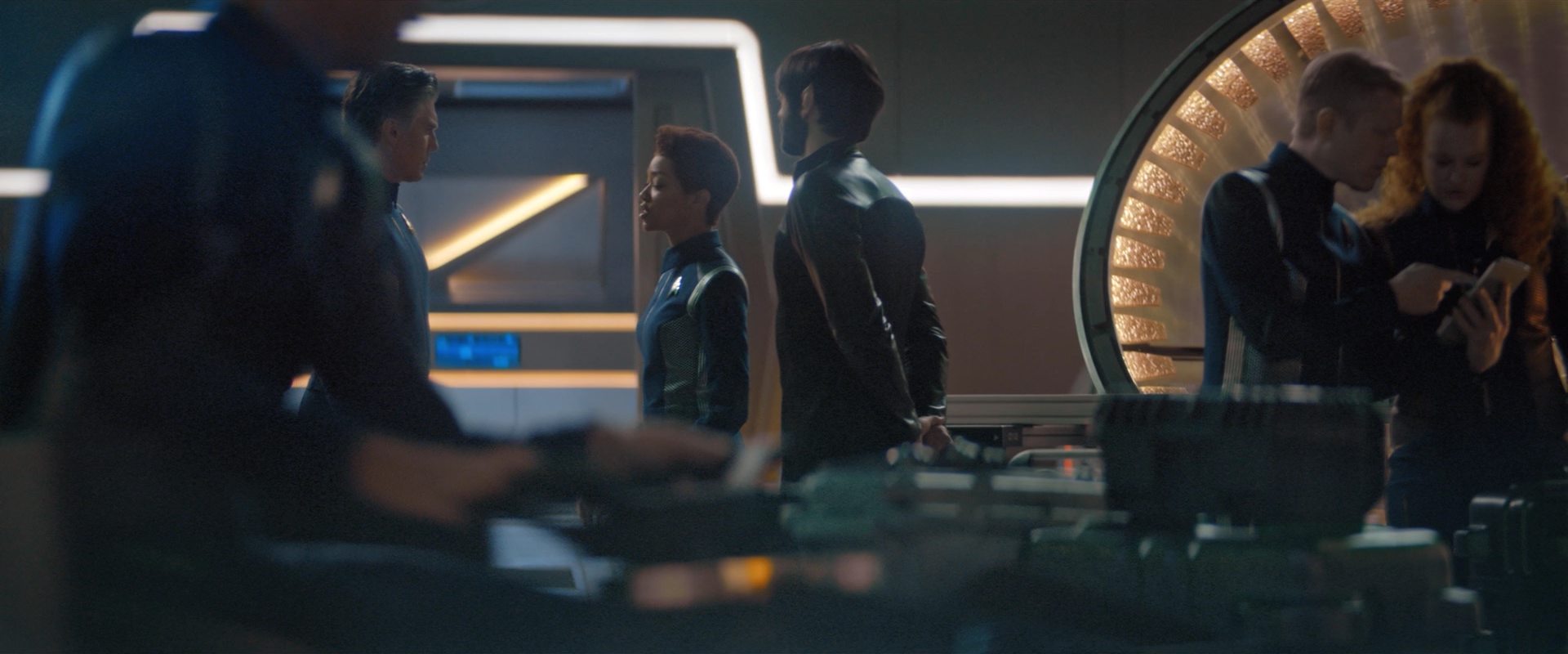 extant_StarTrekDiscovery_2x10-TheRedAngel_03740.jpg