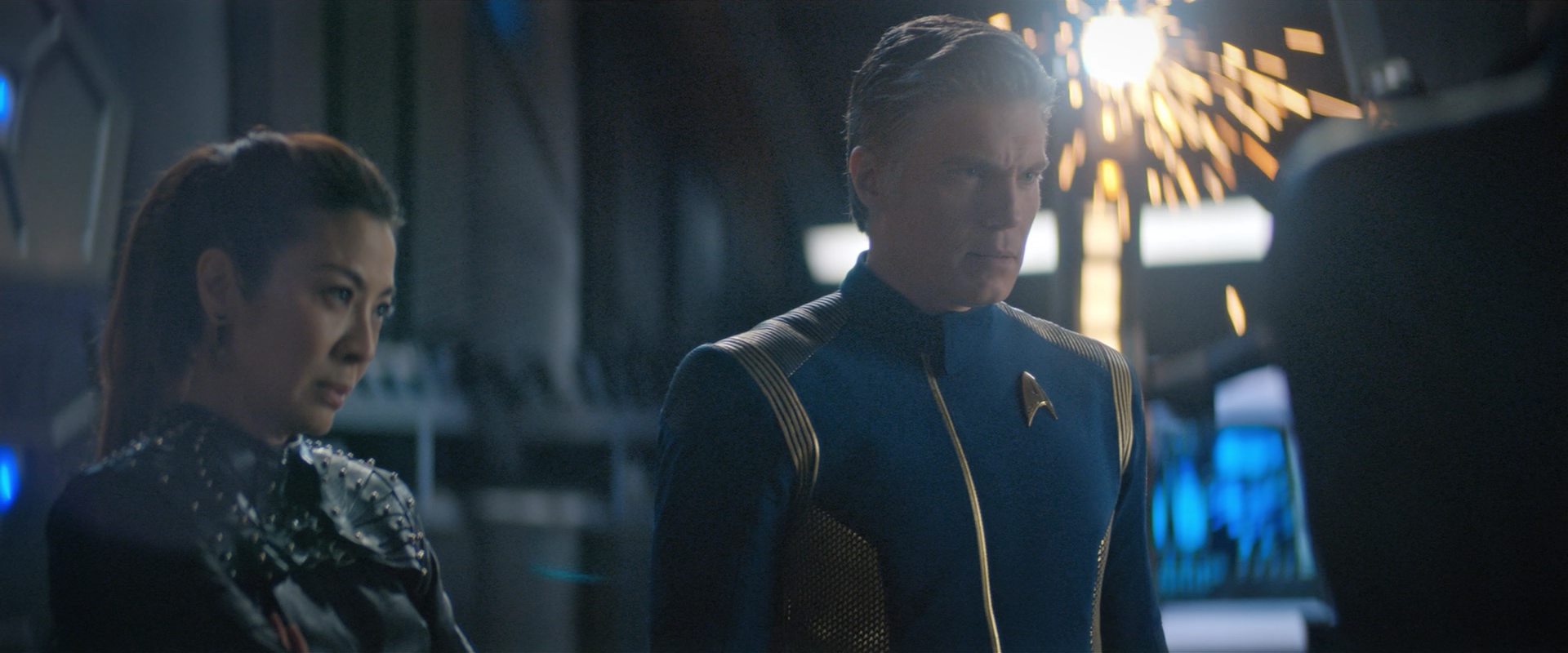 extant_StarTrekDiscovery_2x10-TheRedAngel_03744.jpg