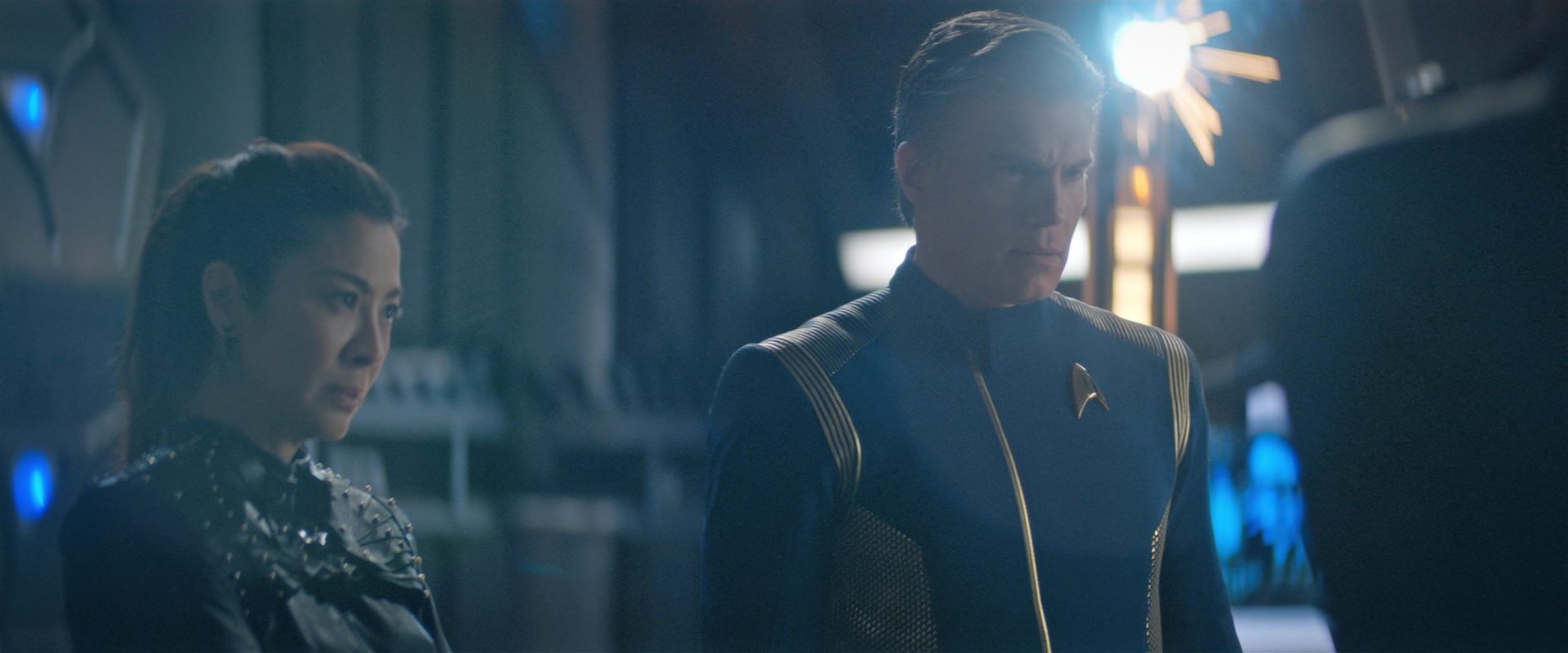 extant_StarTrekDiscovery_2x10-TheRedAngel_03746.jpg