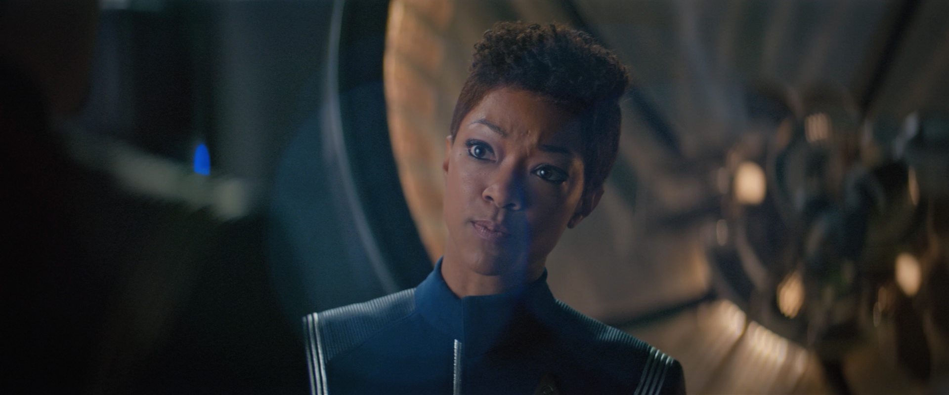 extant_StarTrekDiscovery_2x10-TheRedAngel_03772.jpg