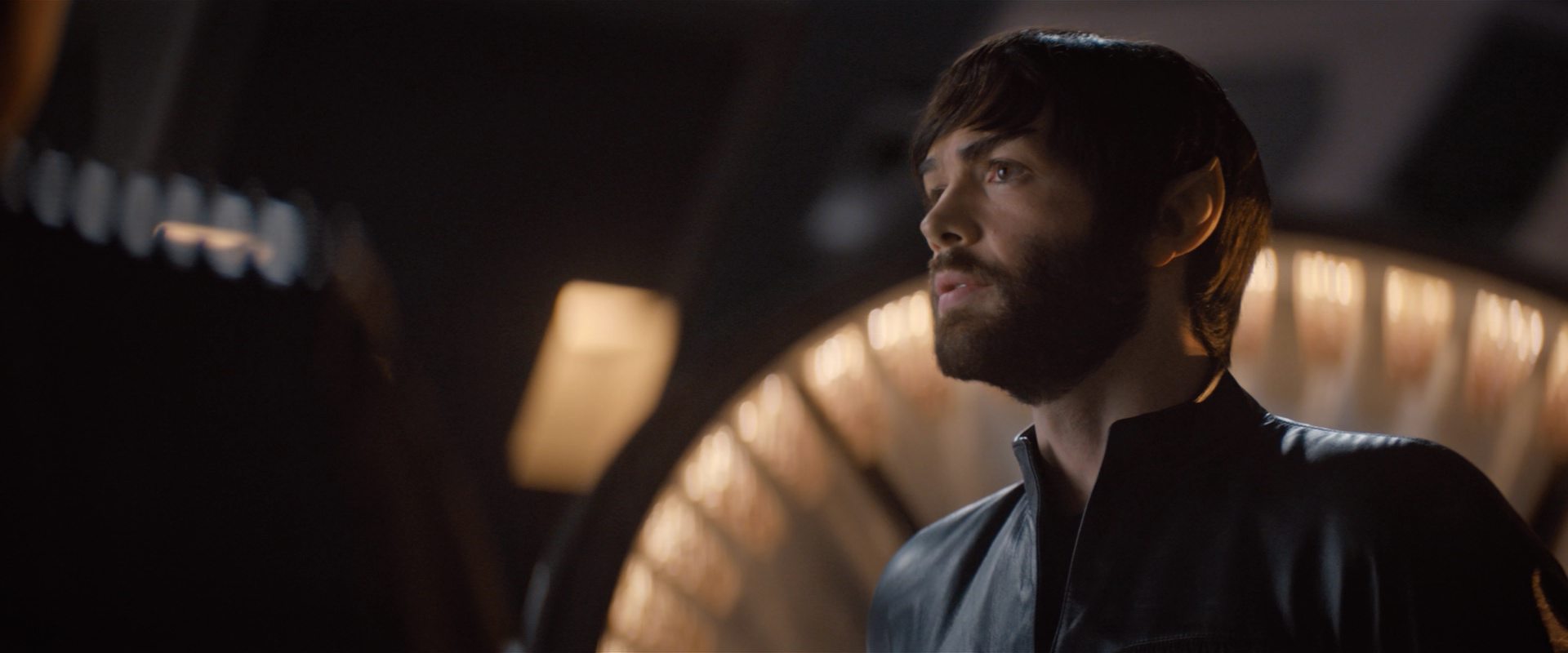 extant_StarTrekDiscovery_2x10-TheRedAngel_03792.jpg