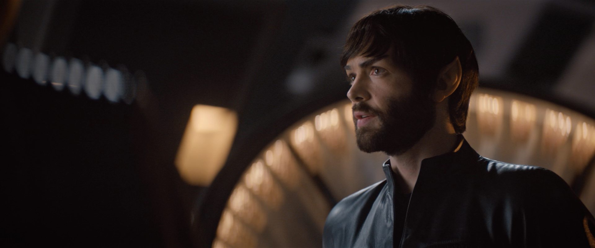 extant_StarTrekDiscovery_2x10-TheRedAngel_03795.jpg