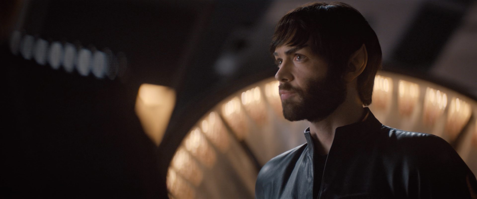 extant_StarTrekDiscovery_2x10-TheRedAngel_03798.jpg