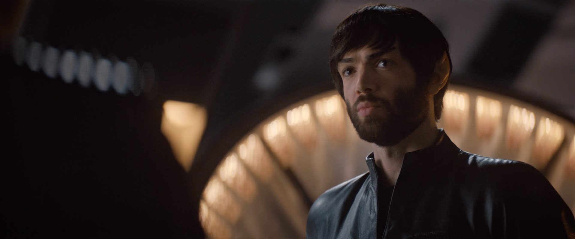 extant_StarTrekDiscovery_2x10-TheRedAngel_03799.jpg