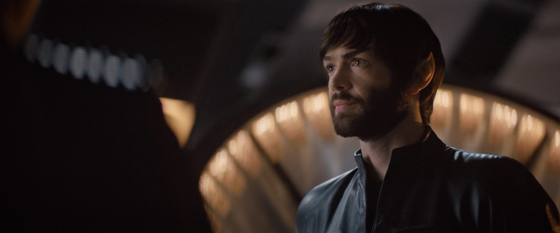 extant_StarTrekDiscovery_2x10-TheRedAngel_03801.jpg