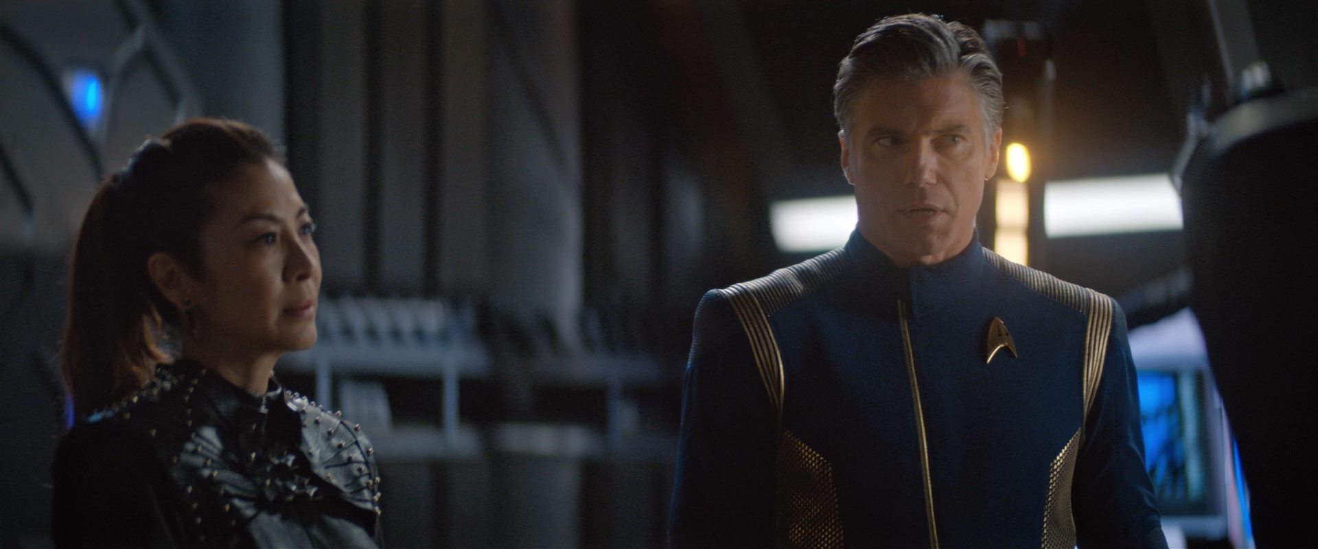 extant_StarTrekDiscovery_2x10-TheRedAngel_03816.jpg