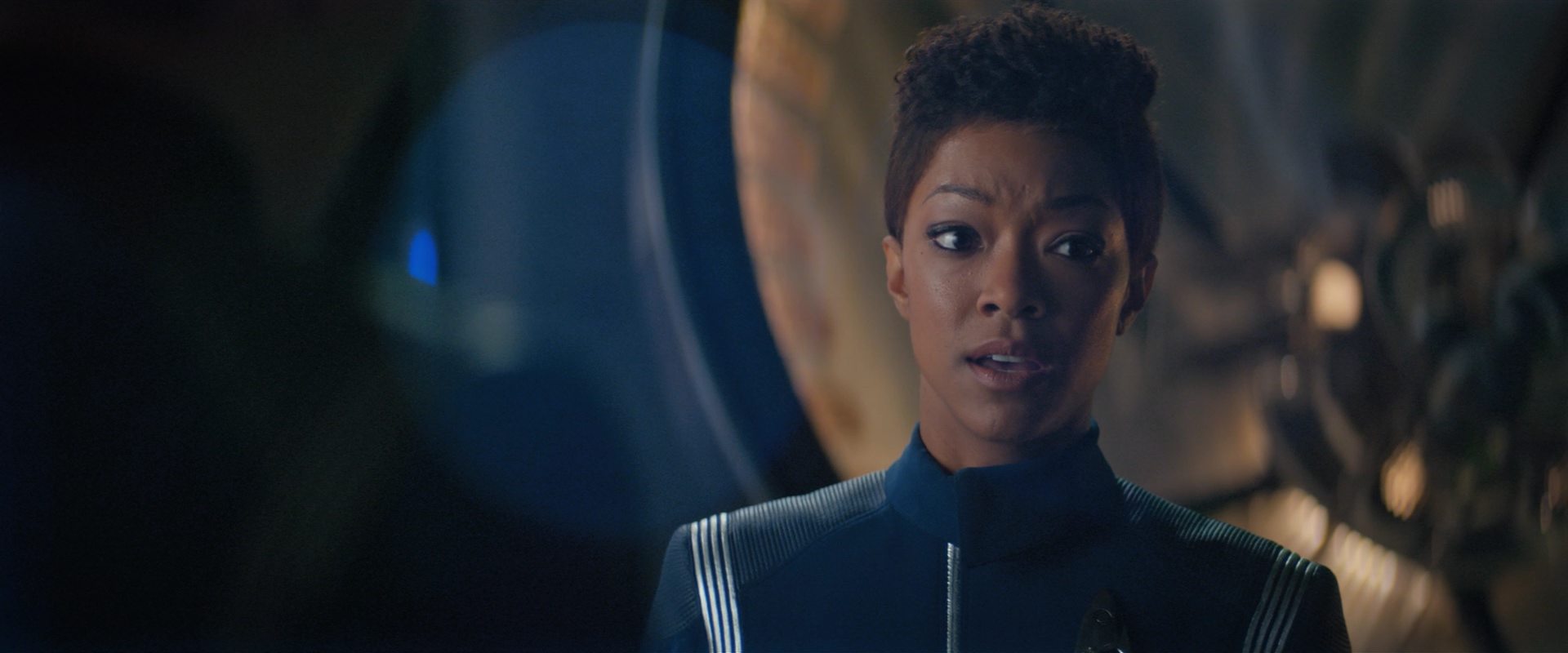 extant_StarTrekDiscovery_2x10-TheRedAngel_03817.jpg