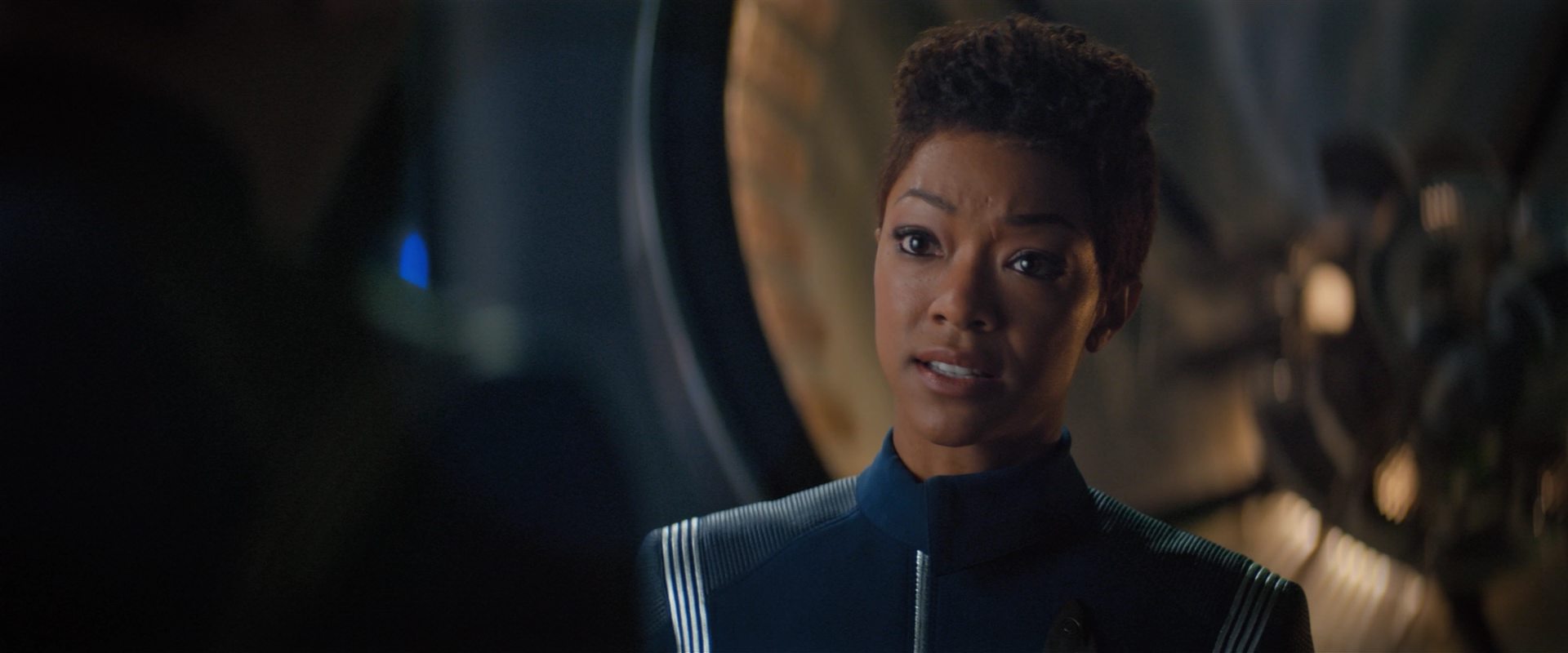 extant_StarTrekDiscovery_2x10-TheRedAngel_03818.jpg